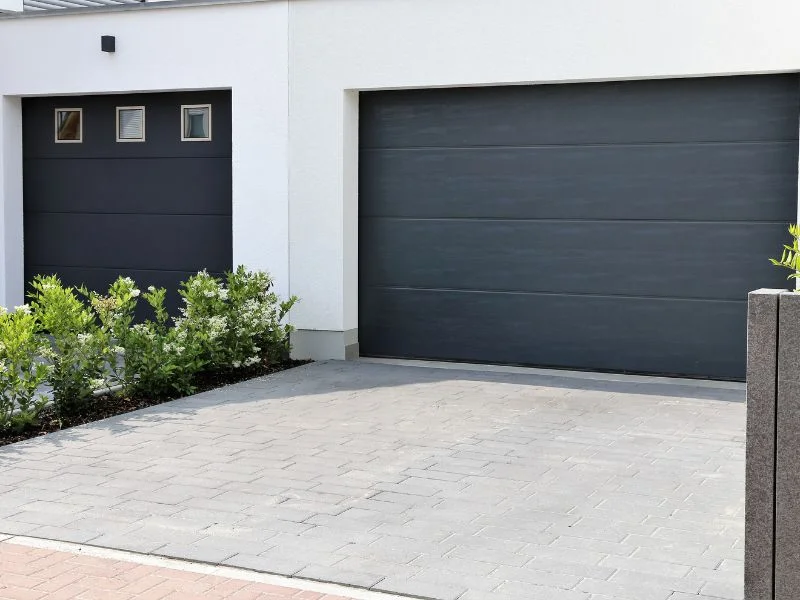 Installation porte de garage Cholet